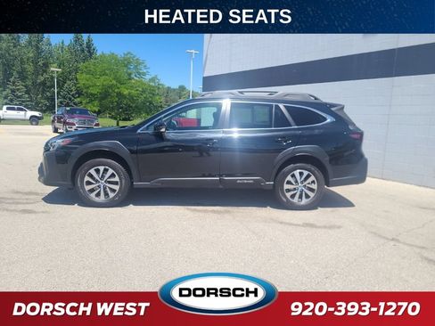 Used 2023 Subaru Outback Premium AWD/4WD image 3