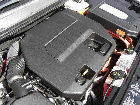 Used 2014 Chevrolet Volt Premium w/ Premium Trim Package FWD image 23