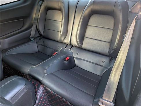 Used 2019 Ford Mustang GT Premium RWD image 16