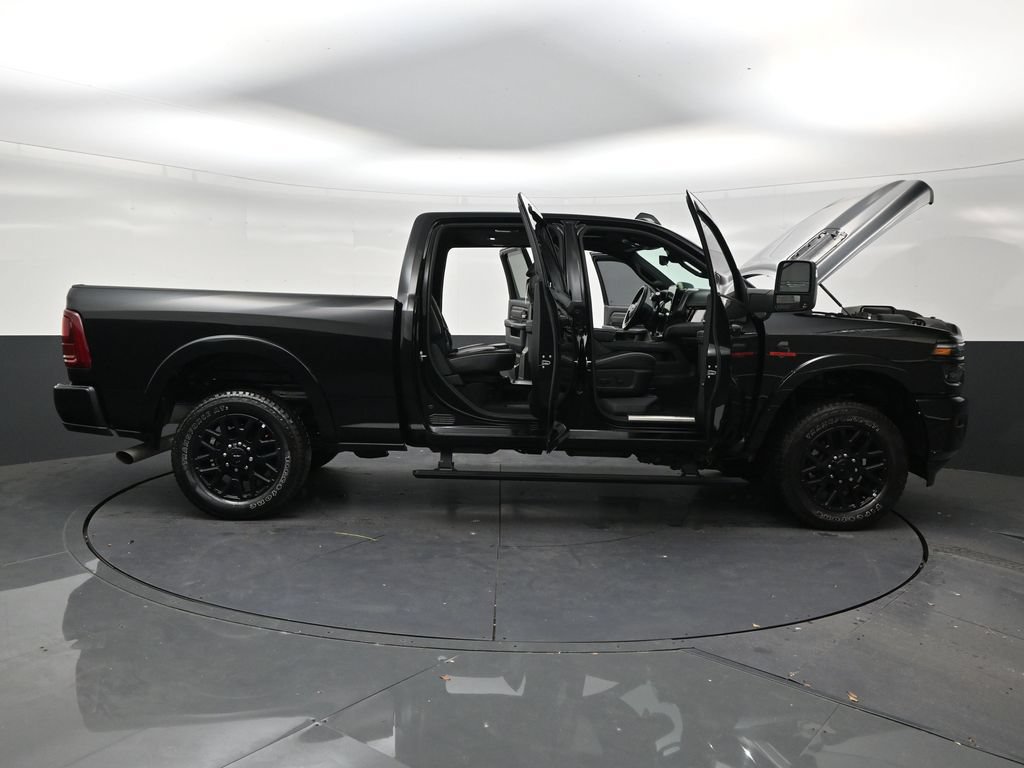 Used 2026 RAM 2500 Limited AWD/4WD image 29