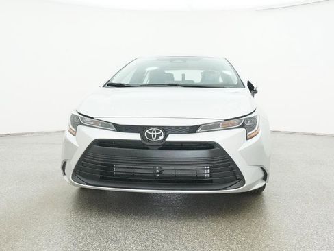 New 2026 Toyota Corolla LE image 3