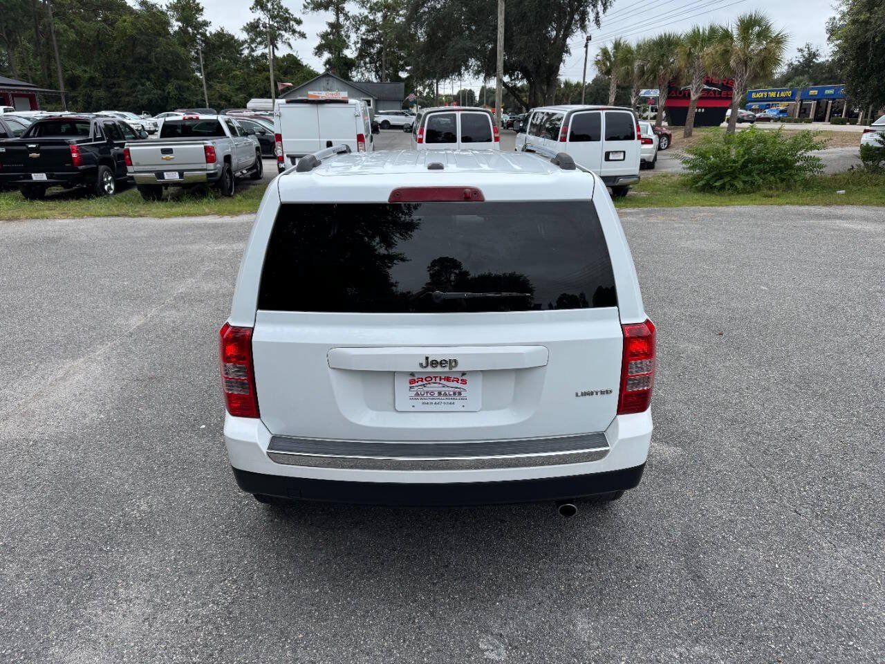 Used 2014 Jeep Patriot Limited FWD image 5