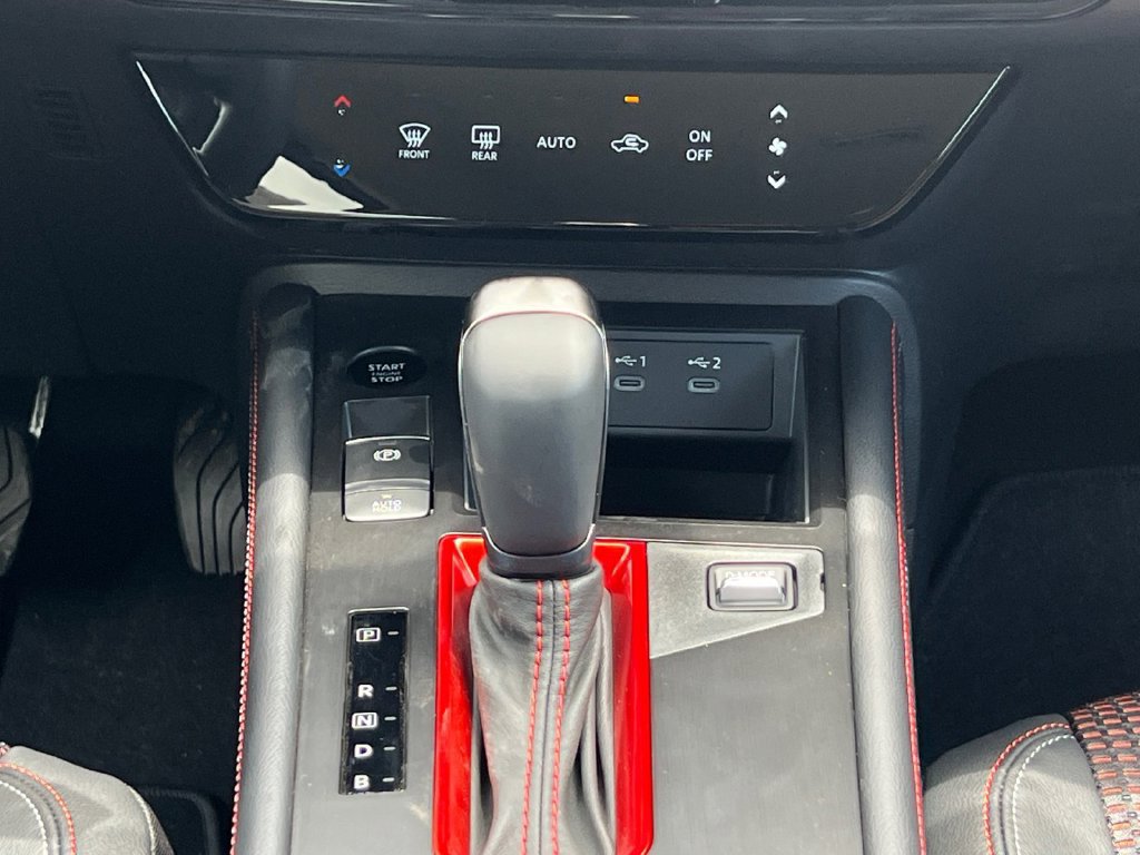 New 2026 Nissan Kicks SR w/ Interior Electronics Package FWD image 5