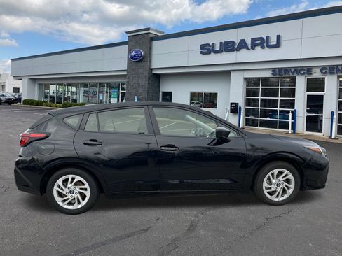 Certified 2024 Subaru Impreza 2.0i image 8