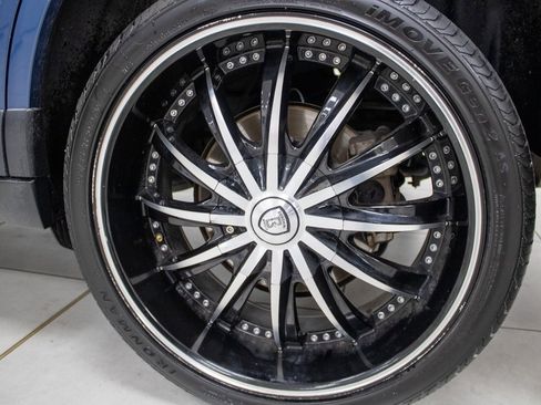 Used 2019 Subaru Outback 2.5i Premium image 12