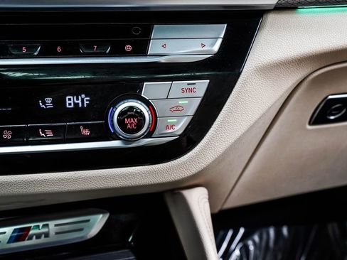 Used 2021 BMW X4 M40i image 29