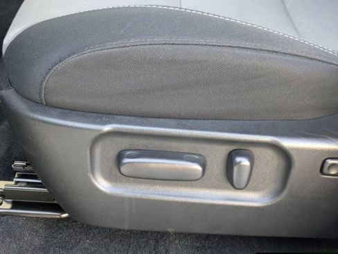 Used 2023 Toyota Tacoma TRD Sport image 25