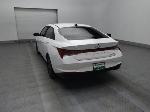 Used 2023 Hyundai Elantra Blue image 5