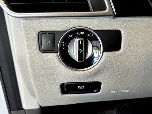 Used 2014 Mercedes-Benz ML 550 4MATIC image 22