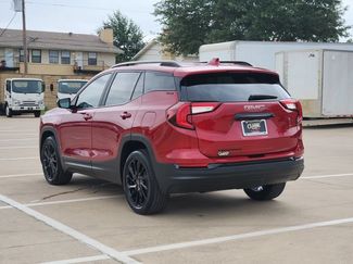 Used 2023 GMC Terrain SLE w/ Driver Convenience Package FWD video 3