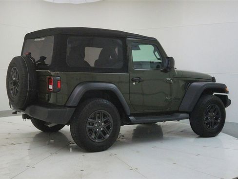 Used 2024 Jeep Wrangler Sport S image 7