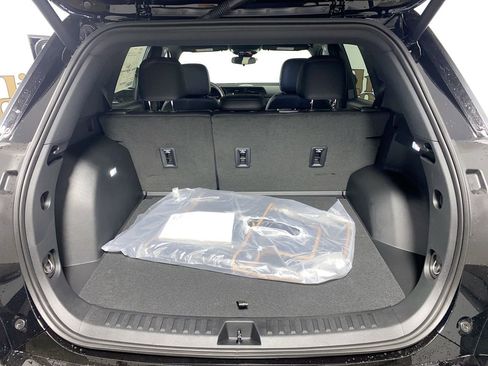 Used 2026 GMC Terrain AT4 w/ Convenience Package III image 23