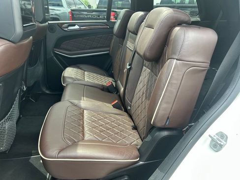 Used 2014 Mercedes-Benz GL 550 4MATIC image 42