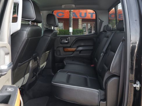 Used 2018 Chevrolet Silverado 1500 High Country RWD image 40