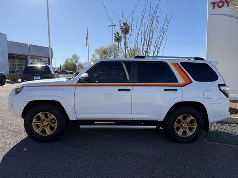 Used 2020 Toyota 4Runner SR5 image 2