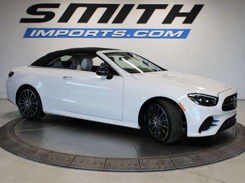 Used 2023 Mercedes-Benz E 450 Cabriolet image 2