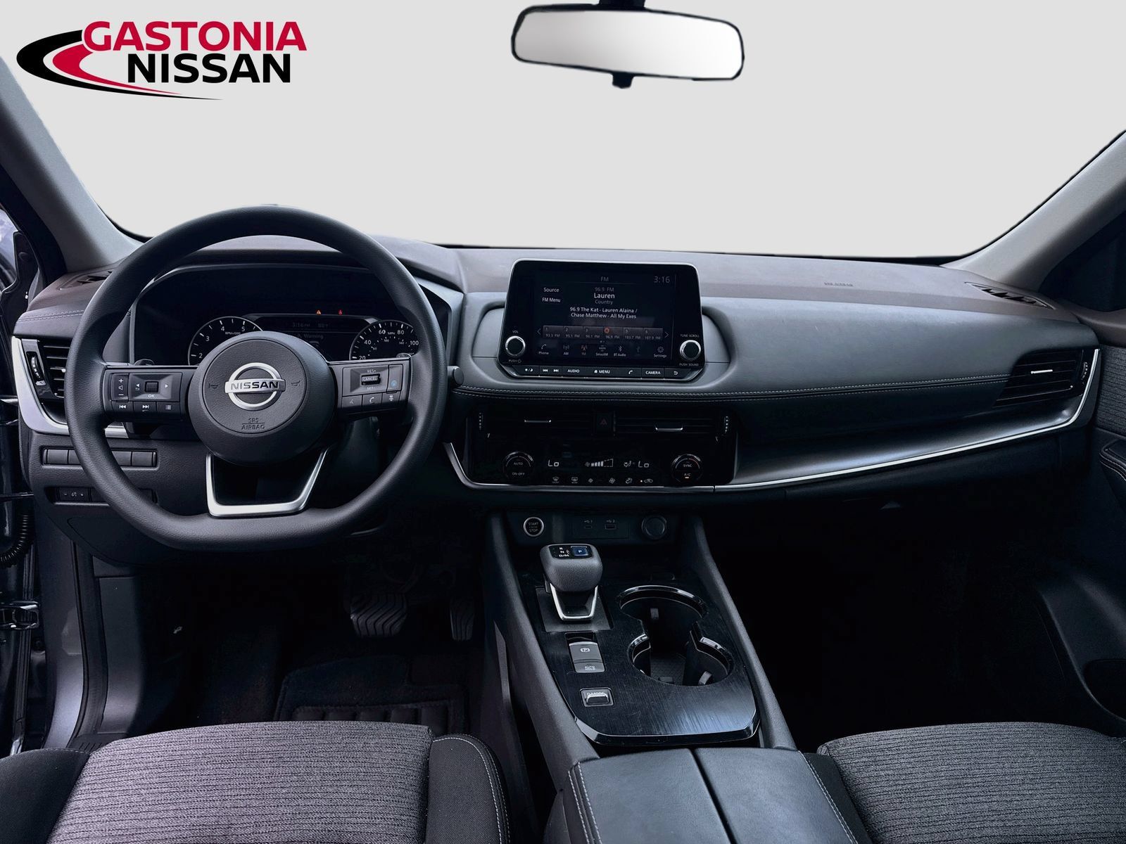Used 2021 Nissan Rogue SV FWD image 27