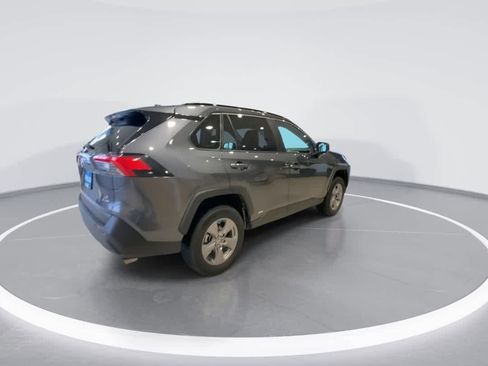 Used 2025 Toyota RAV4 LE image 8
