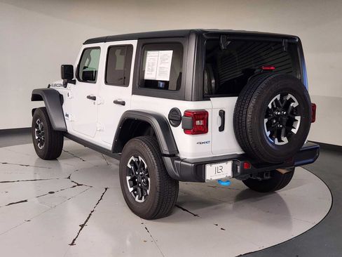 Used 2024 Jeep Wrangler Unlimited Rubicon 4xe AWD/4WD image 6