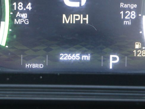 Used 2024 Jeep Wrangler High Altitude AWD/4WD image 34