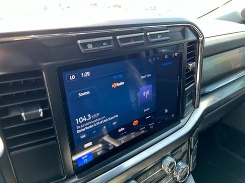 Used 2024 Ford F250 Lariat AWD/4WD image 31