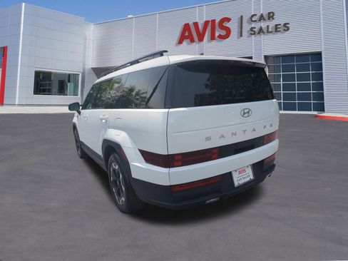 Used 2025 Hyundai Santa Fe SEL FWD image 9
