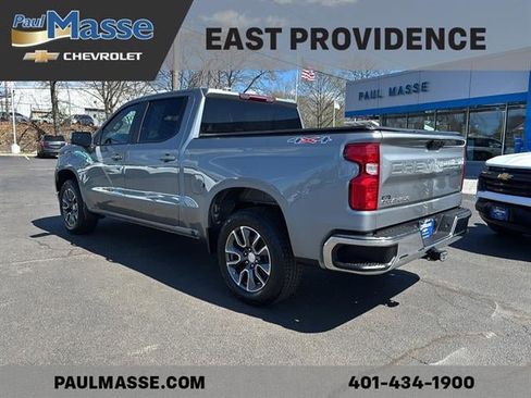 Used 2024 Chevrolet Silverado 1500 LT AWD/4WD image 5