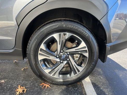 Used 2024 Subaru Crosstrek 2.0i Premium w/ Popular Package #3 image 5