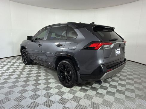 Used 2025 Toyota RAV4 XSE AWD/4WD image 3