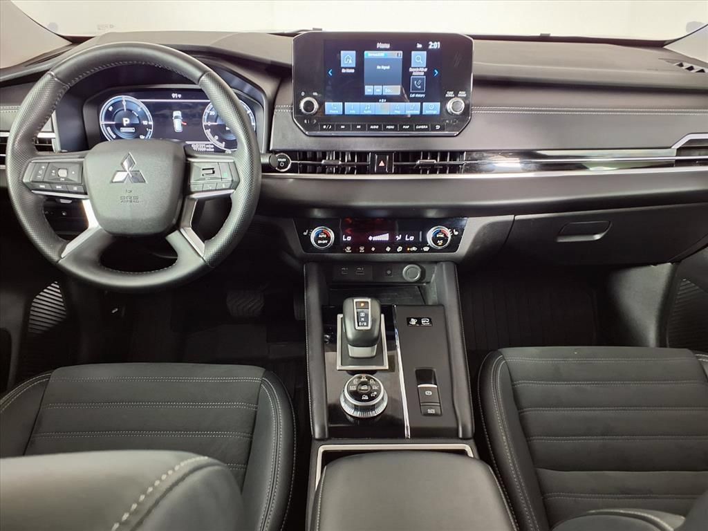 Used 2024 Mitsubishi Outlander SE AWD/4WD image 13
