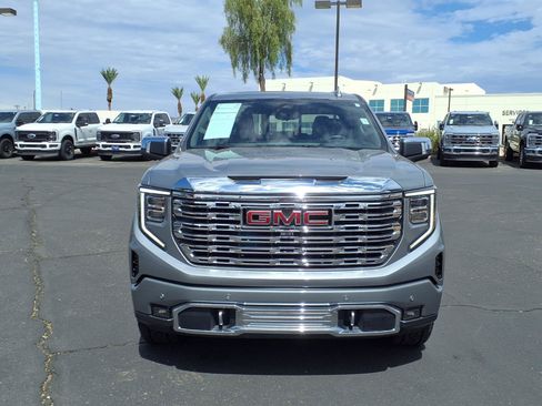 Used 2024 GMC Sierra 1500 Denali w/ Denali Reserve Package AWD/4WD image 2