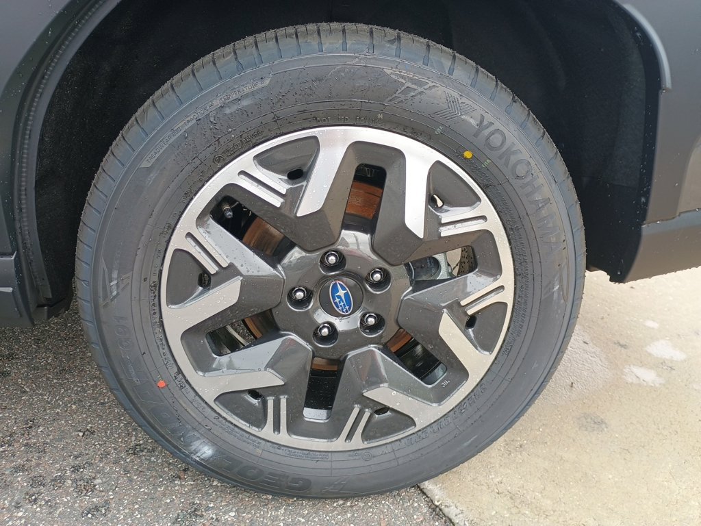 New 2026 Subaru Forester Premium AWD/4WD image 10