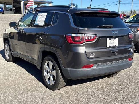 Used 2019 Jeep Compass Latitude image 6