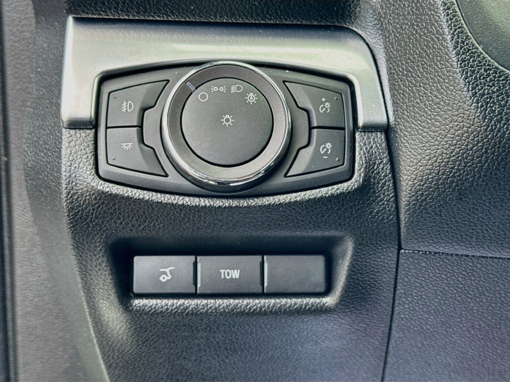 Used 2018 Ford Explorer Sport w/ Equipment Group 401A AWD/4WD image 10