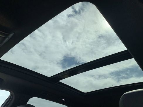 Certified 2024 Cadillac XT6 Luxury w/ LPO, Floor Liner Package image 16