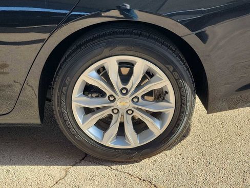 Used 2024 Chevrolet Malibu LT image 4