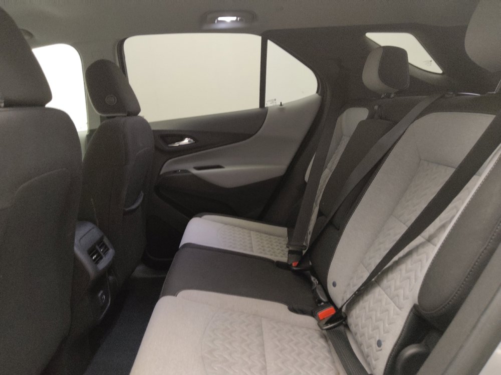 Used 2022 Chevrolet Equinox LT FWD image 18