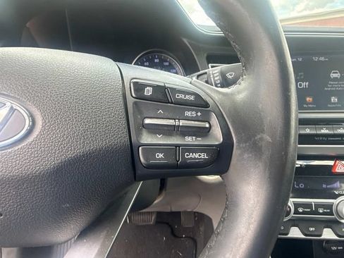 Used 2020 Hyundai Elantra Limited FWD image 29