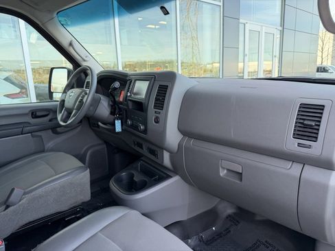 Used 2020 Nissan NV 1500 SV image 35
