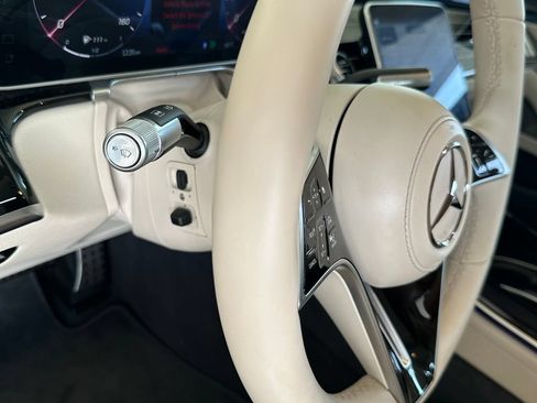 Used 2023 Mercedes-Benz S 580 4MATIC Sedan image 18