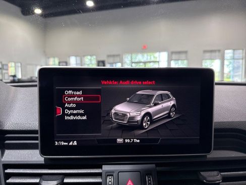 Used 2019 Audi Q5 2.0T Premium Plus w/ Premium Plus Package AWD/4WD image 82