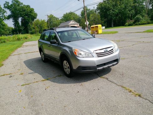 Used 2012 Subaru Outback 2.5i AWD/4WD image 5