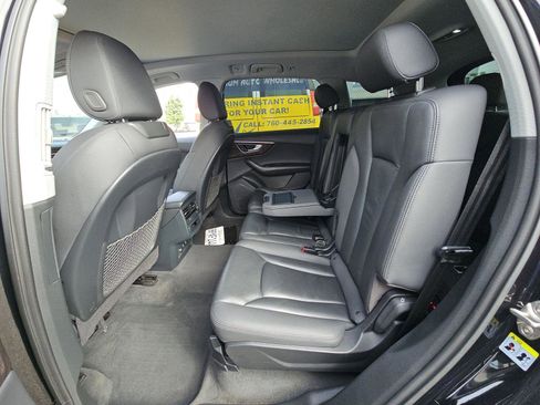 Used 2020 Audi Q7 3.0T Premium w/ Convenience Package image 12