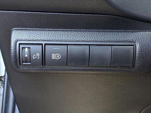 Used 2022 Toyota Corolla SE image 12