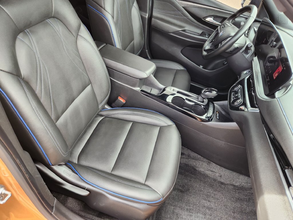 Used 2024 Buick Envista Sport Touring w/ Convenience I Package FWD image 12