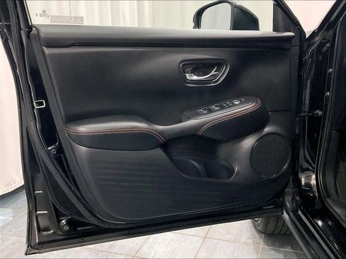 Used 2024 Honda HR-V Sport image 9