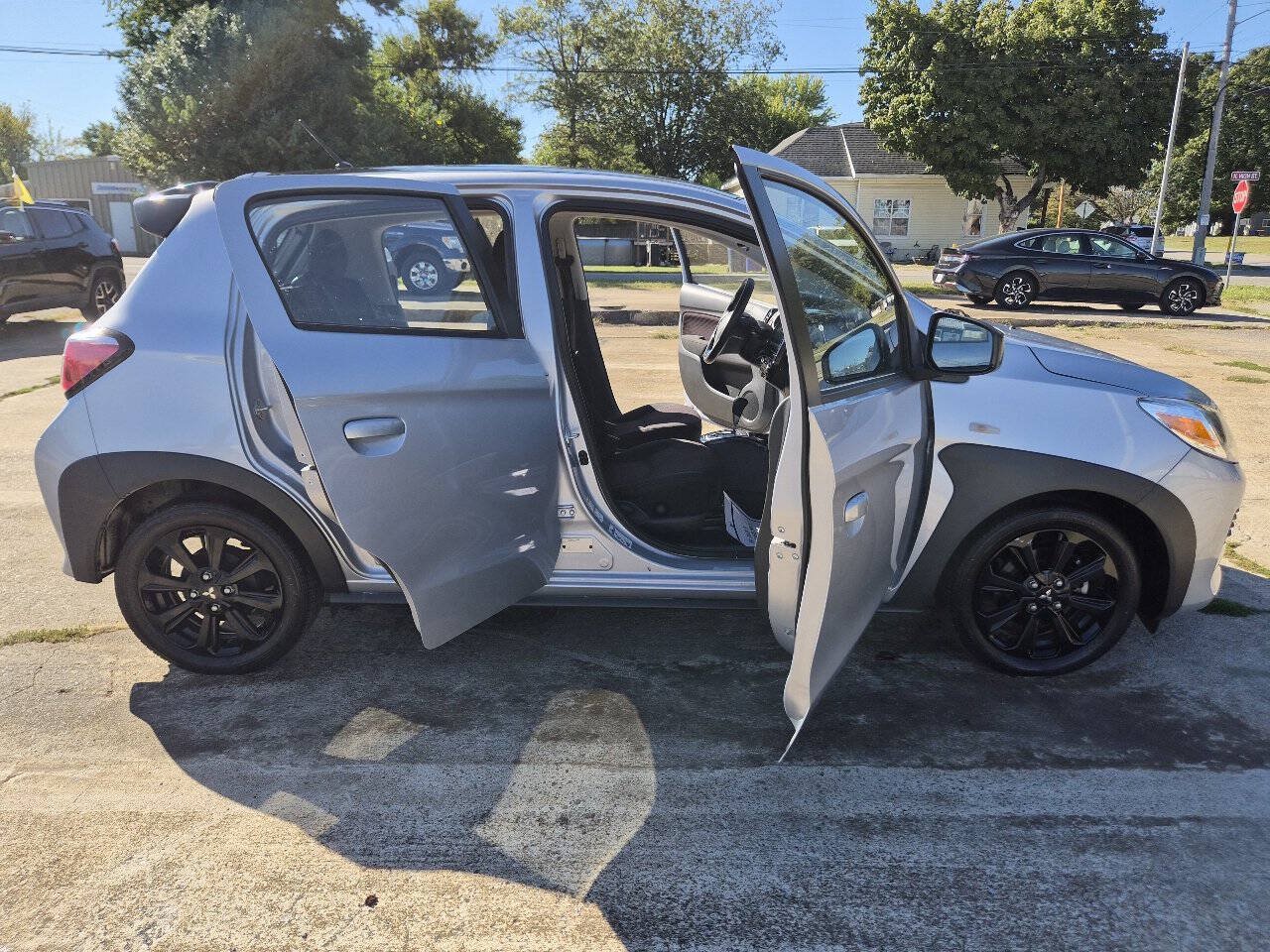 Used 2024 Mitsubishi Mirage Black Edition FWD image 19