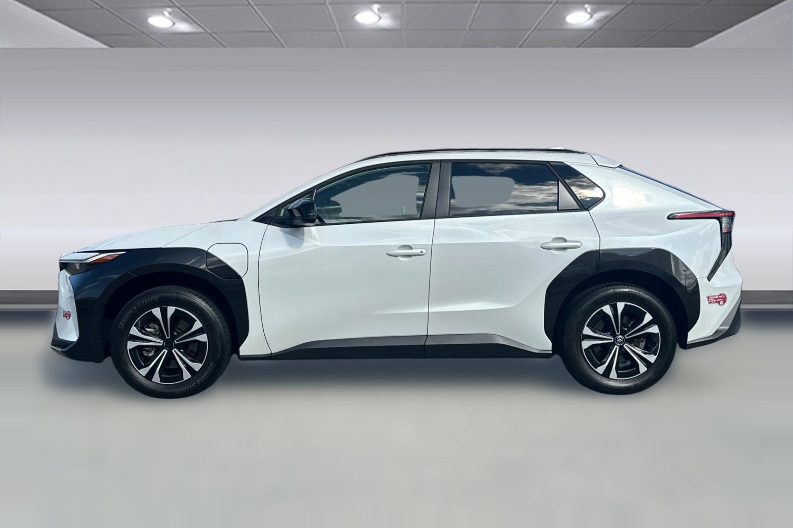 Certified 2023 Toyota bZ4X AWD w/ Weather Package image 2