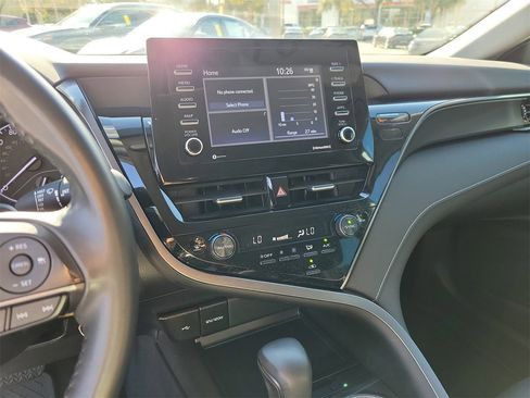 Used 2023 Toyota Camry SE image 23