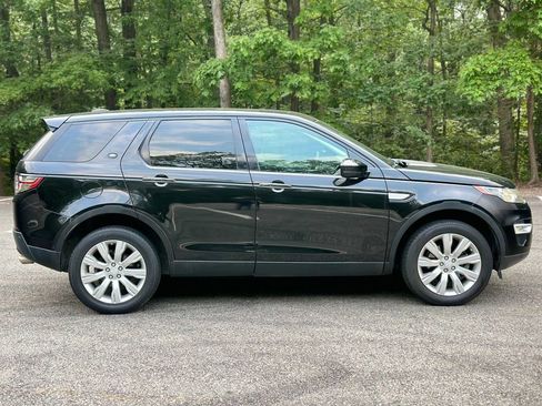 Used 2015 Land Rover Discovery Sport HSE Luxury image 8